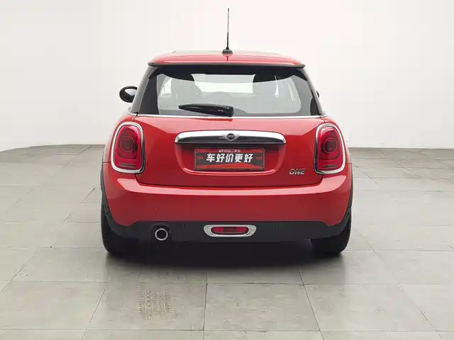 MINI 2018 1.5T ONE PLUS — фото 4