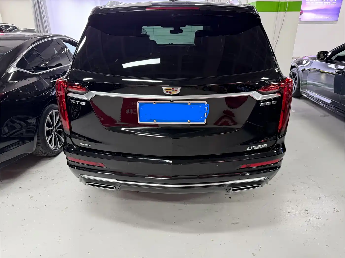CADILLAC XT6