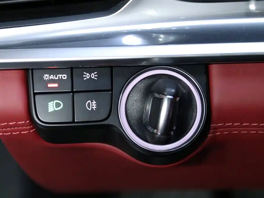 PORSCHE PANAMERA NEW ENERGY