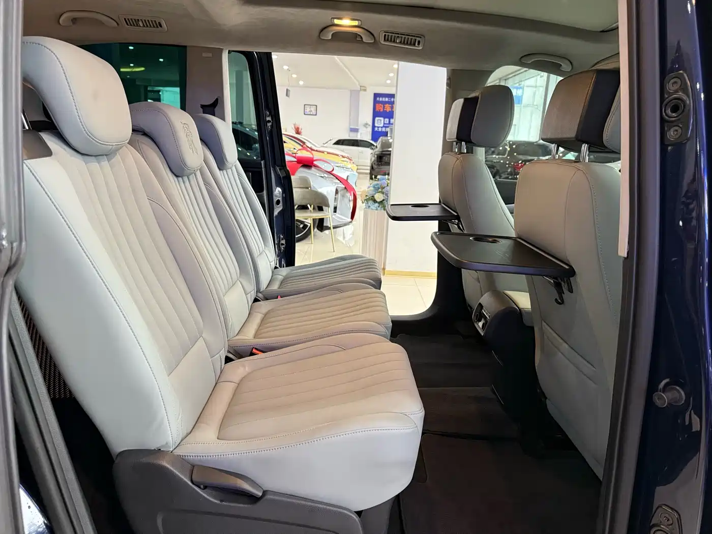 Volkswagen Sharan 2014 2.0TSI Standard фото 10