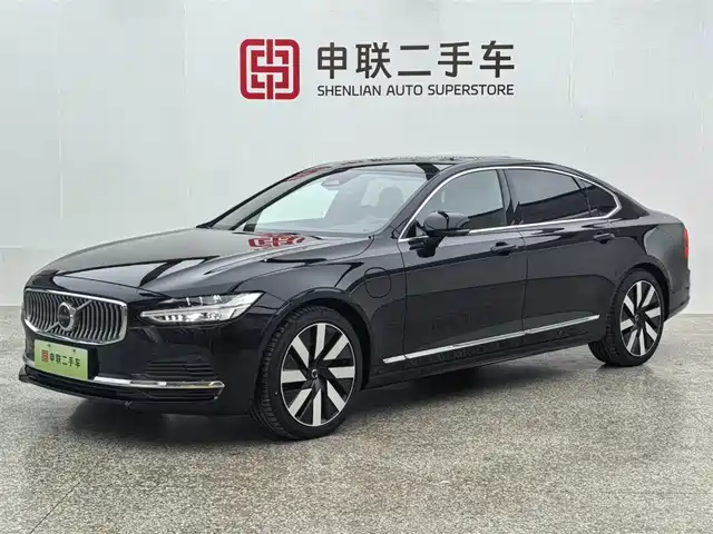 VOLVO S90 PLUG IN HYBRID