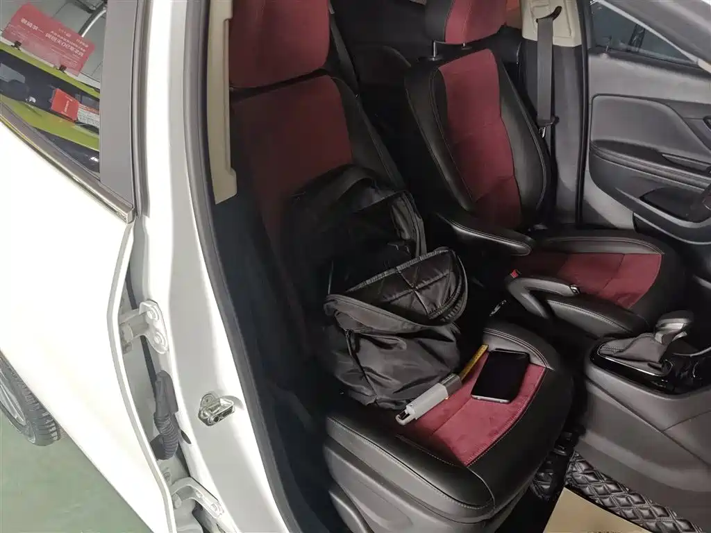 Buick Encore 2017 18T Automatic 4WD All-round Flagship фото 19