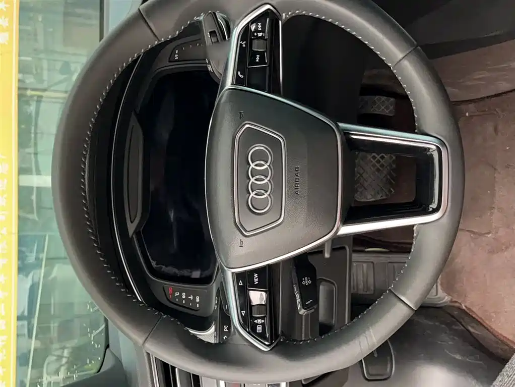 Audi A6L 2021 45 TFSI Exclusive Sport фото 3