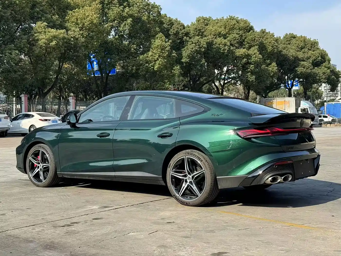 Фото 8 - MG MG7