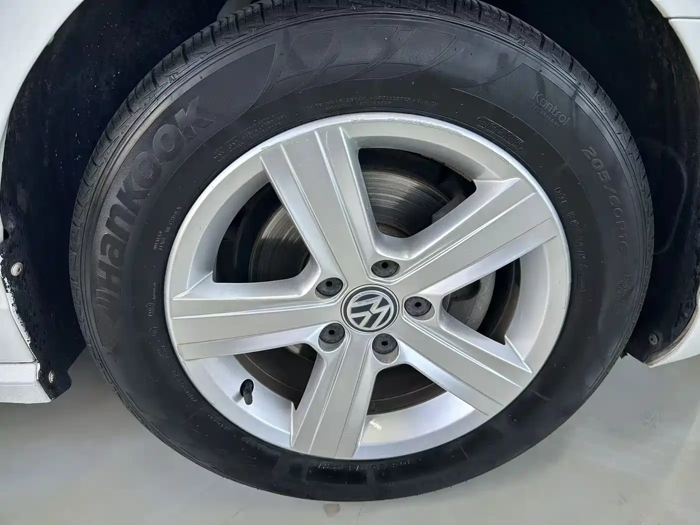 Volkswagen Lamando 2017 230TSI DSG Trend Edition фото 13