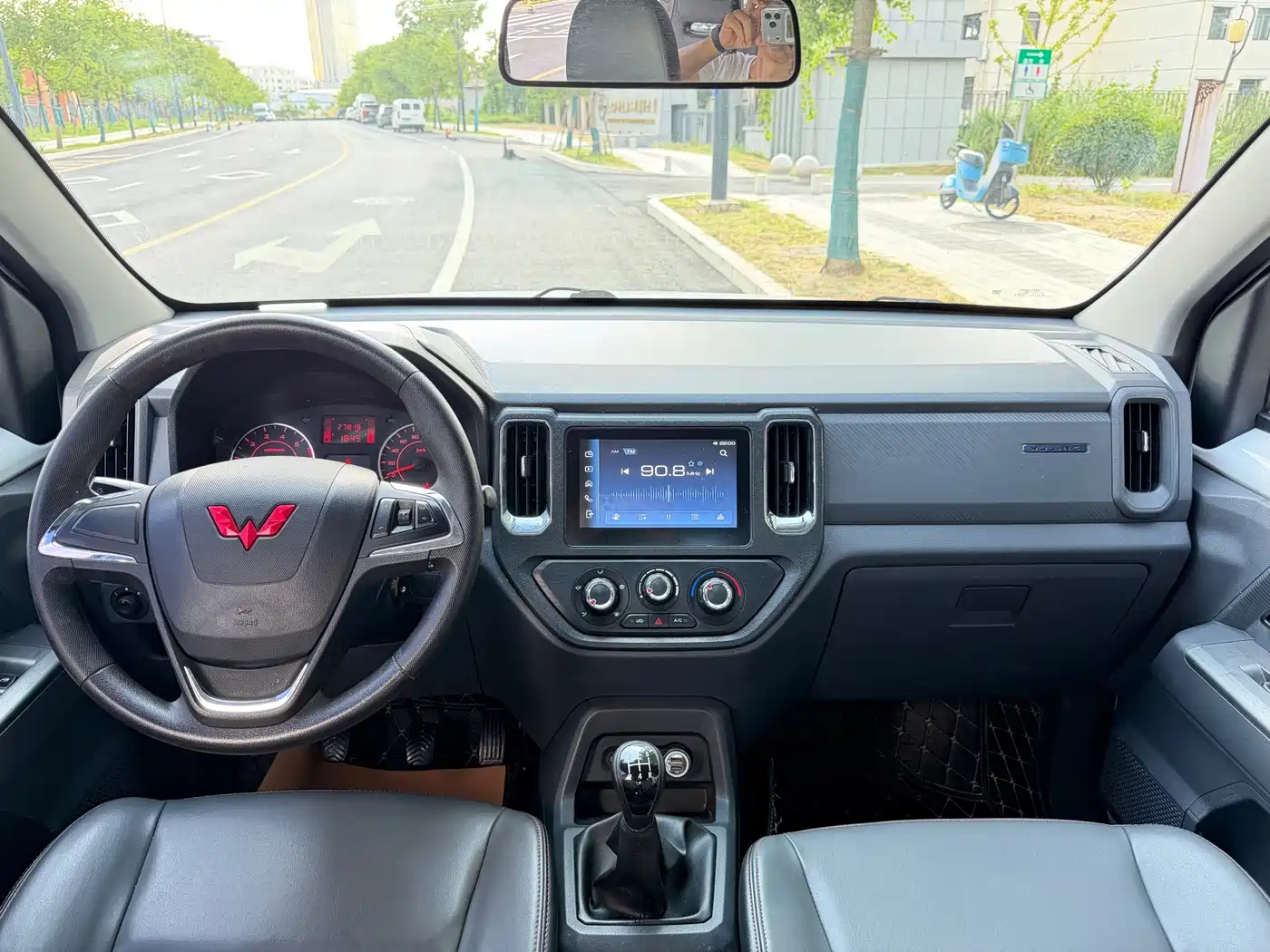 Wuling Motors Wuling Journey 2022 2021 1.5L Pioneer LAR