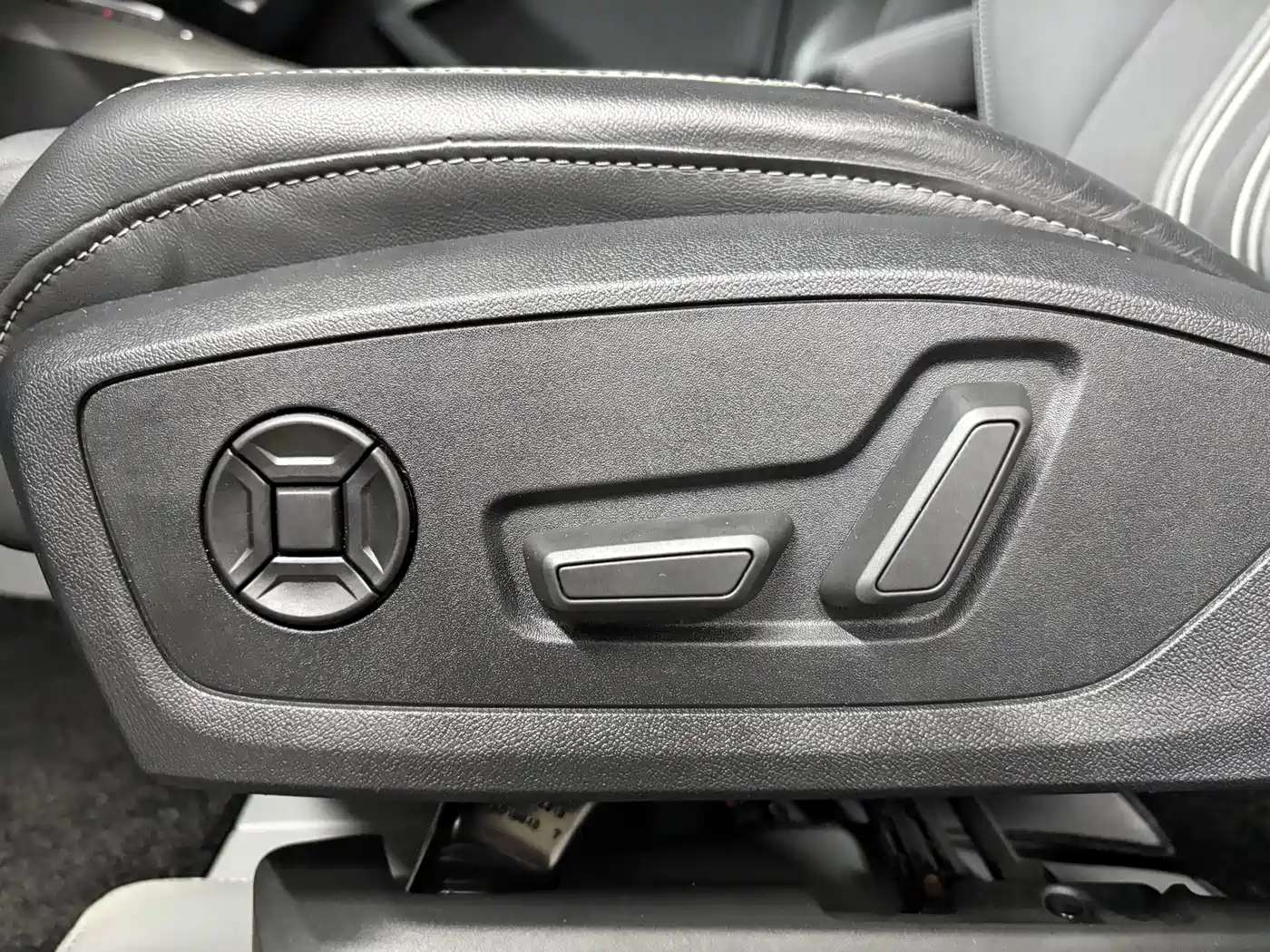 Audi A3 2023 Facelift A3L Limousine 35 TFSI Fashion Sport фото 14