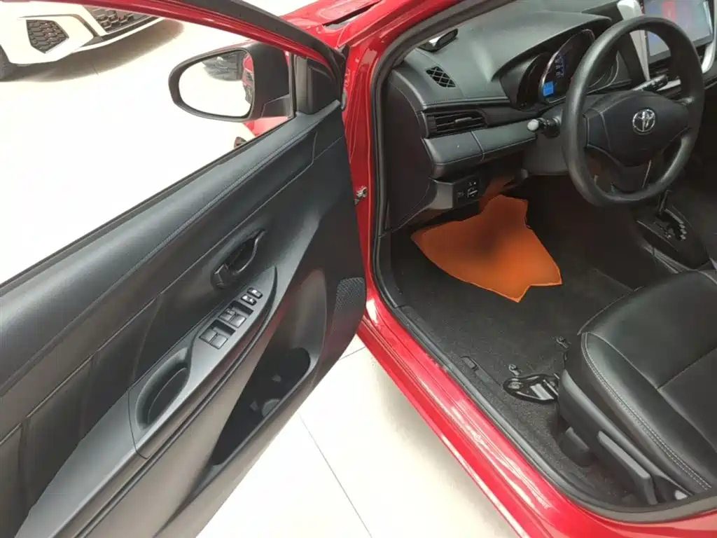 Toyota Vios FS 2017 1.5L CVT Fengchi Edition фото 16