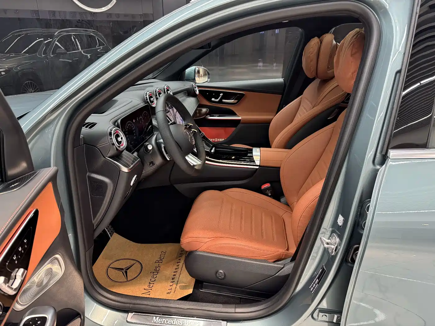 Mercedes-Benz GLC 2025 GLC 300 L 4MATIC Luxury 5-seater фото 21