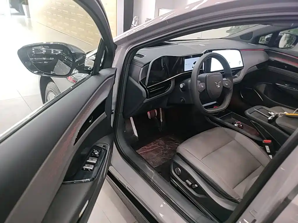 Hongqi EH7 2025 2025 640 AWD Smart Selection Edition