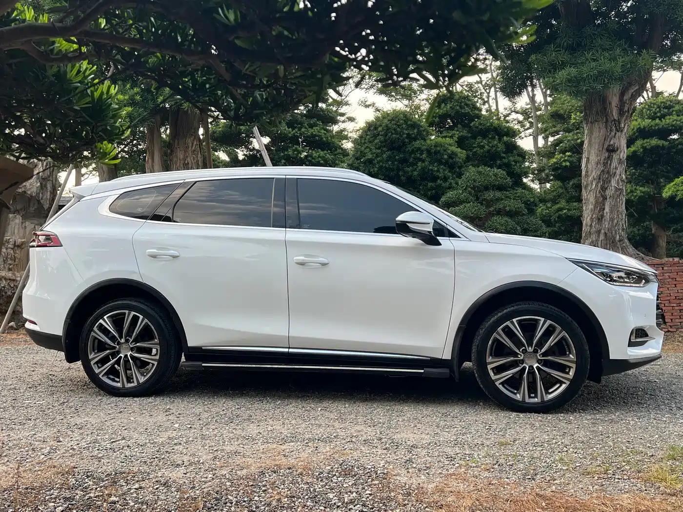 BYD Tang 2019 2018 2.0T Automatic Zhilian Zunrong 5-seater China V