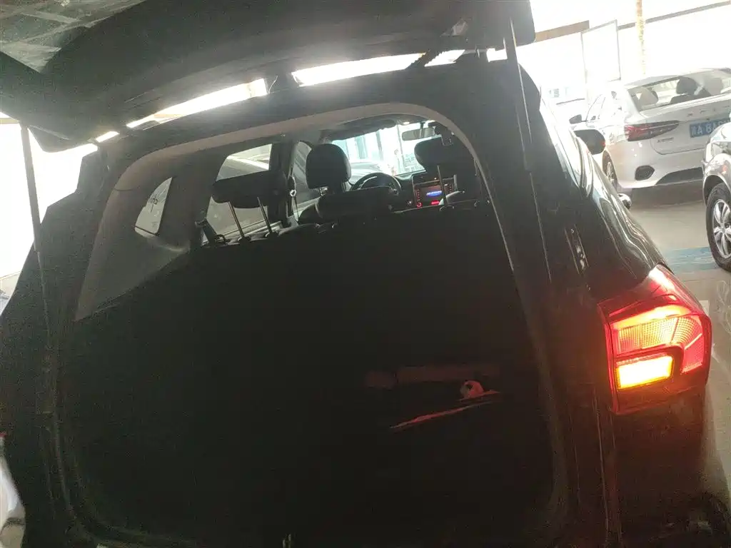 Haval M6 2019 1.5T Manual 2WD Elite Type China VI фото 19
