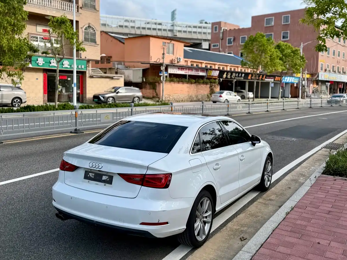 Audi A3 2016 Limousine 35 TFSI Style фото 6