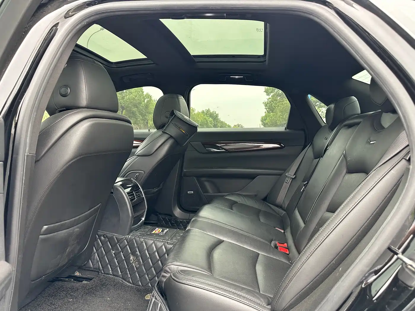 Фото 10 - Cadillac CT6