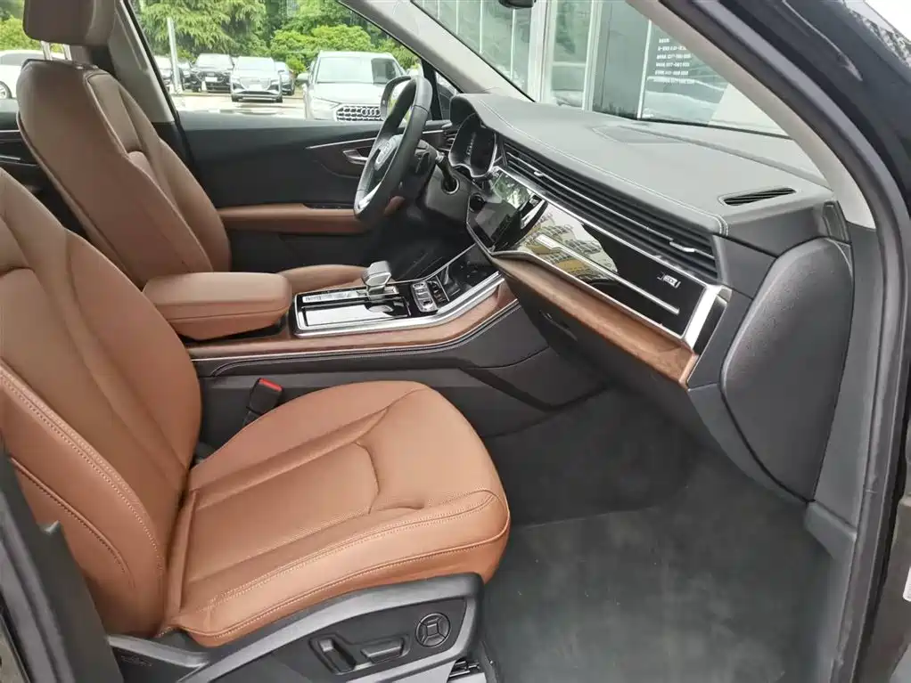 Audi Q7 2025 55 TFSI quattro S line Sport фото 13