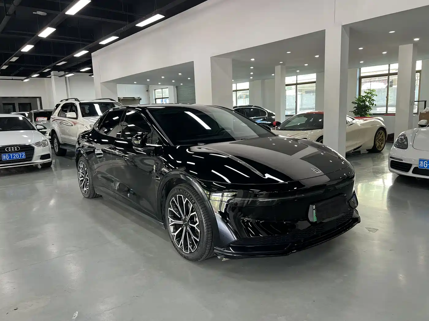 ZEEKR 007 2024 2024 RWD Enhanced 75kWh