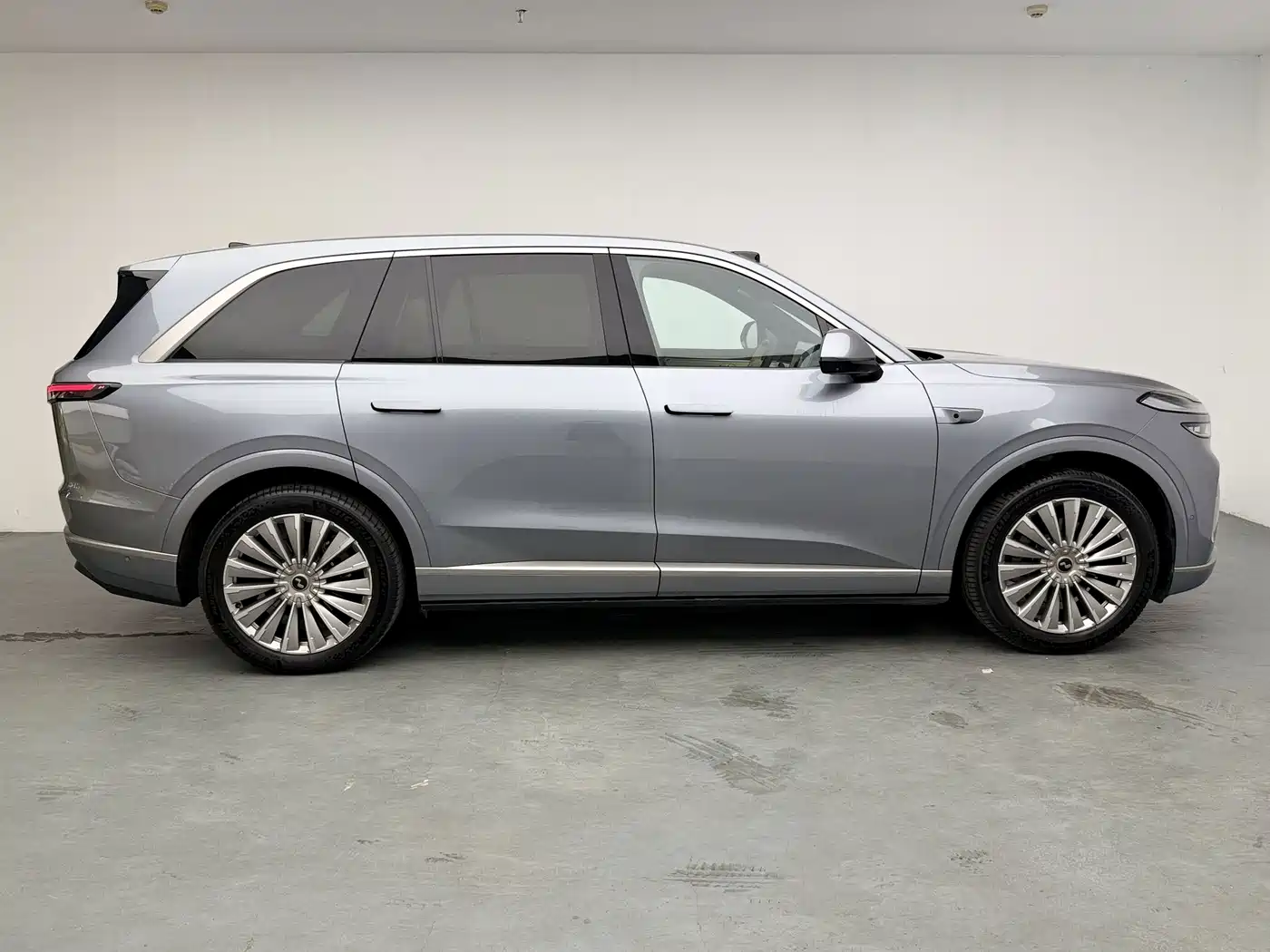 Ledao L90 2025 2025 AWD Base Model