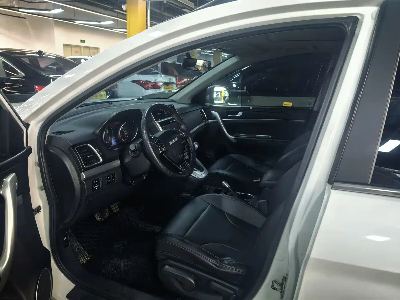 Haval M6 2019 1.5T DCT 2WD Elite Version China V фото 2