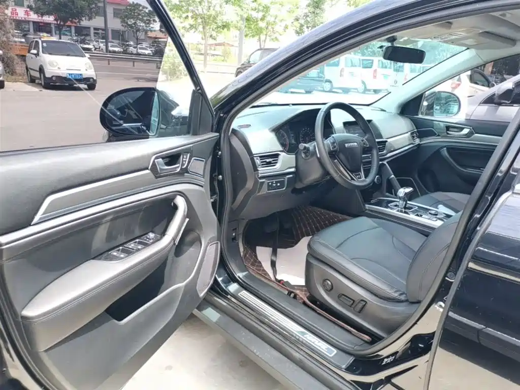 Haval H6 2018 Red Label Sport 1.5T Automatic 2WD Elite фото 16