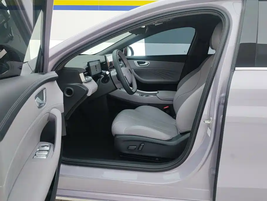 Roewe M7 DMH 2026 2025 1.5T 115km Standard