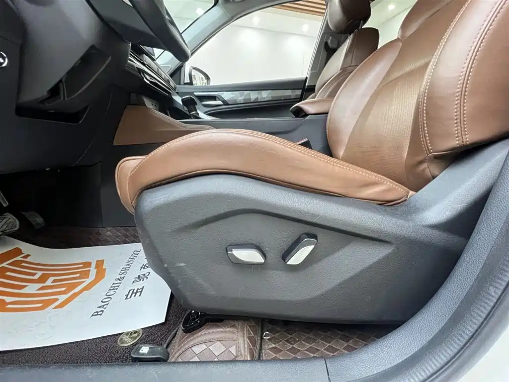 GEELY AUTOMOBILE VISION X6