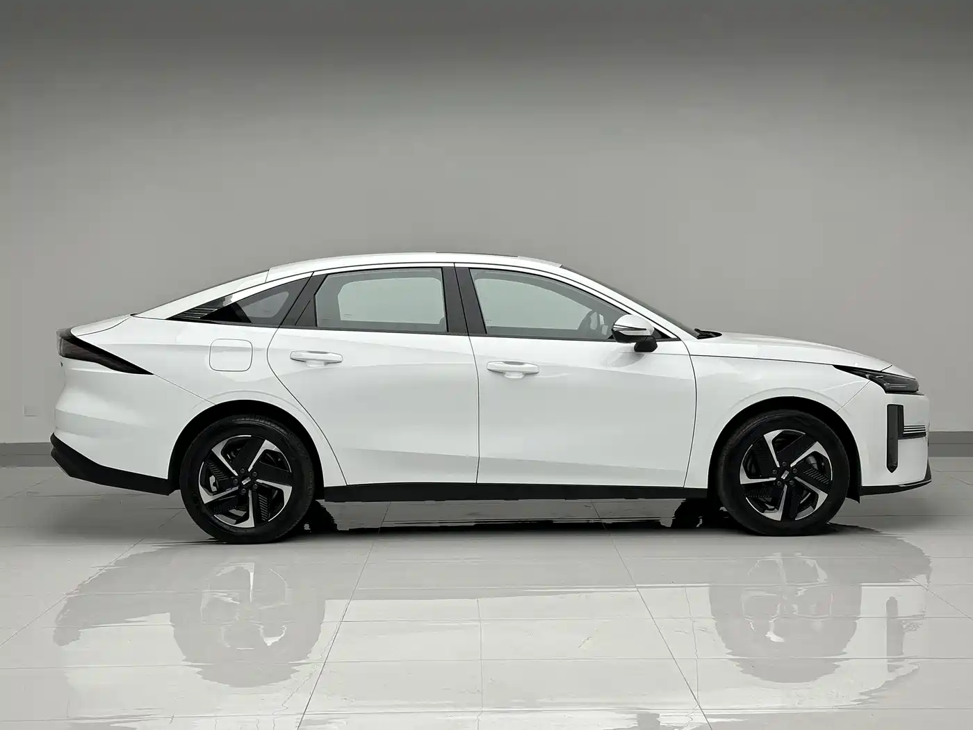 GEELY GALAXY GALAXY L6