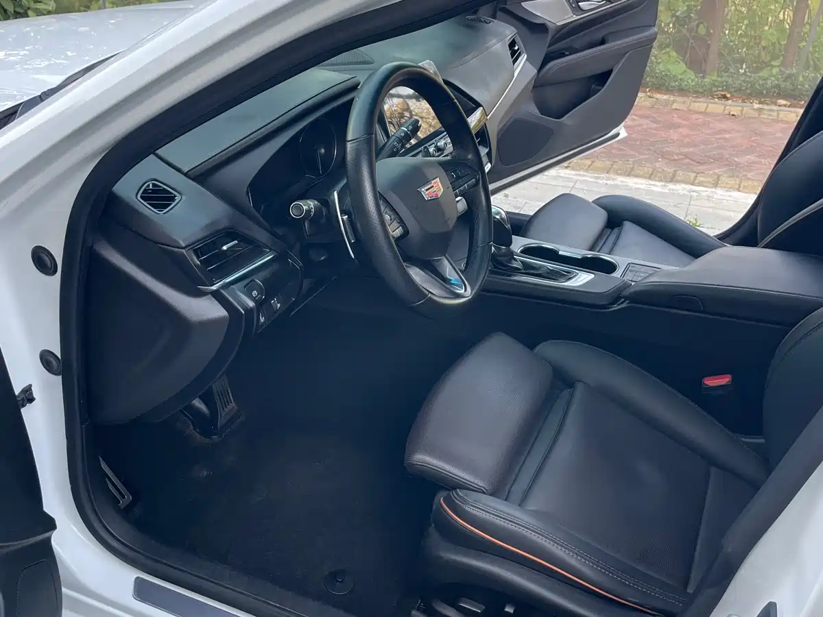 Cadillac CT4 2020 28T Elite фото 23