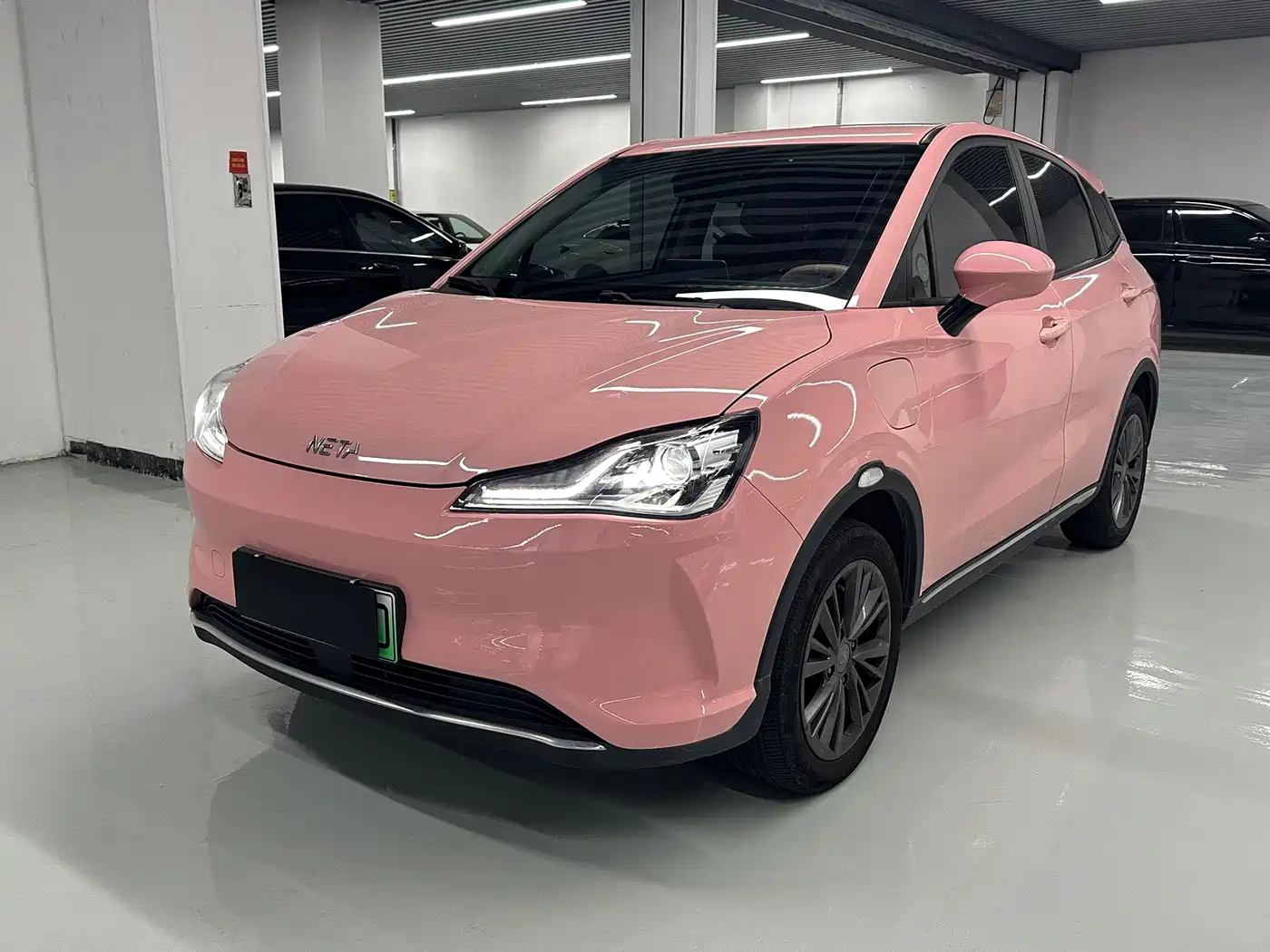 Photo 1 - Nezha Auto Nezha V