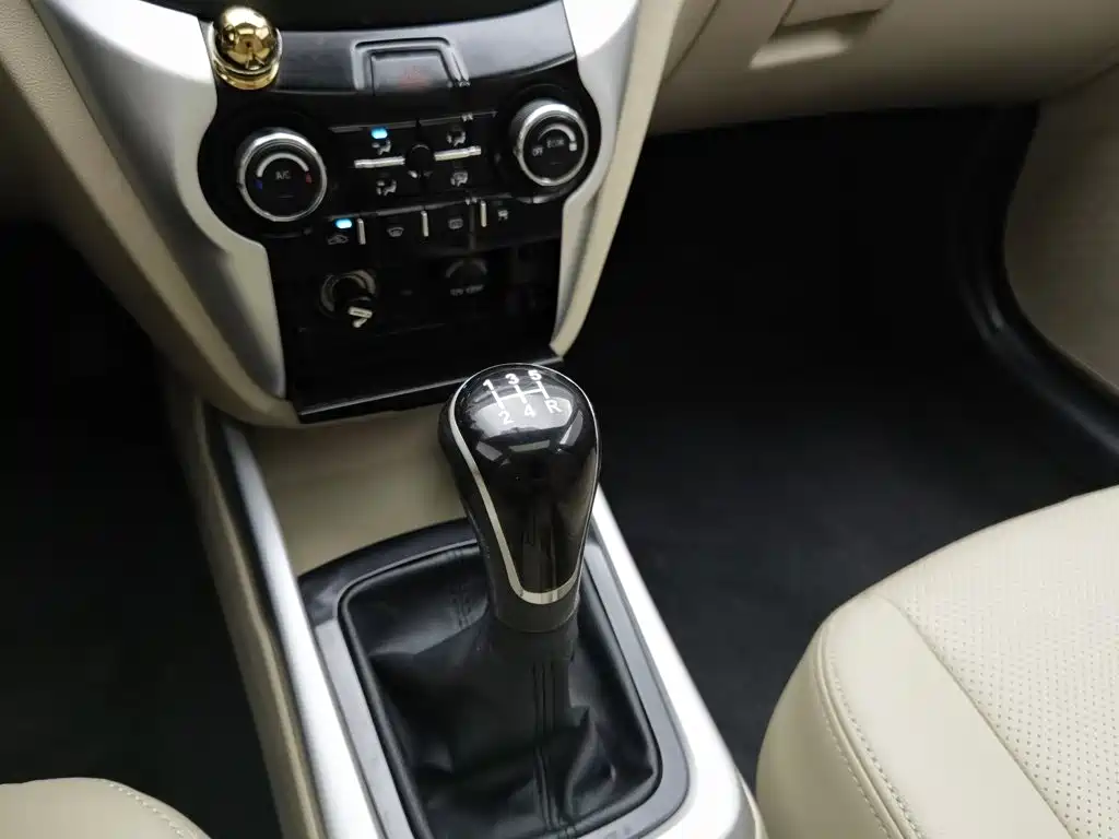 Changan Eado 2014 2014 1.6L Manual Luxury
