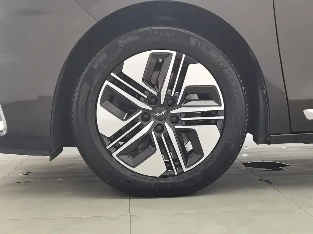 JAC Refine Refine RF8 PHEV 2024 2024 Smart Edition 1.5T 150KM Flagship (LFP)