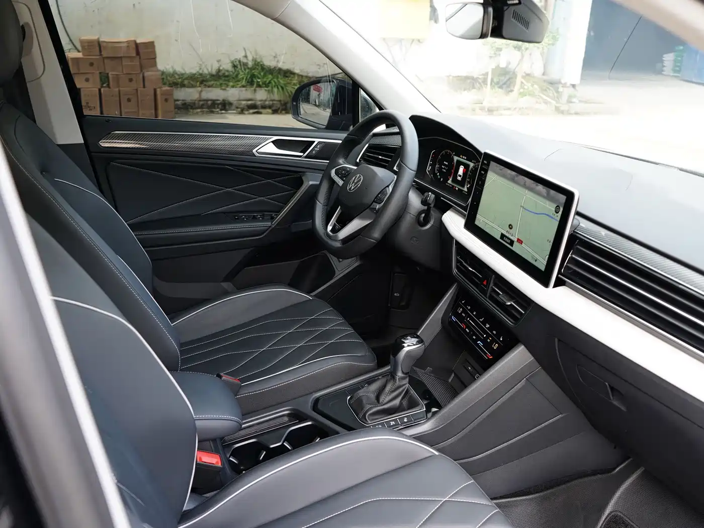 Volkswagen Tiguan L 2025 2025 330TSI Automatic 2WD R-Line Dragon Glory Edition