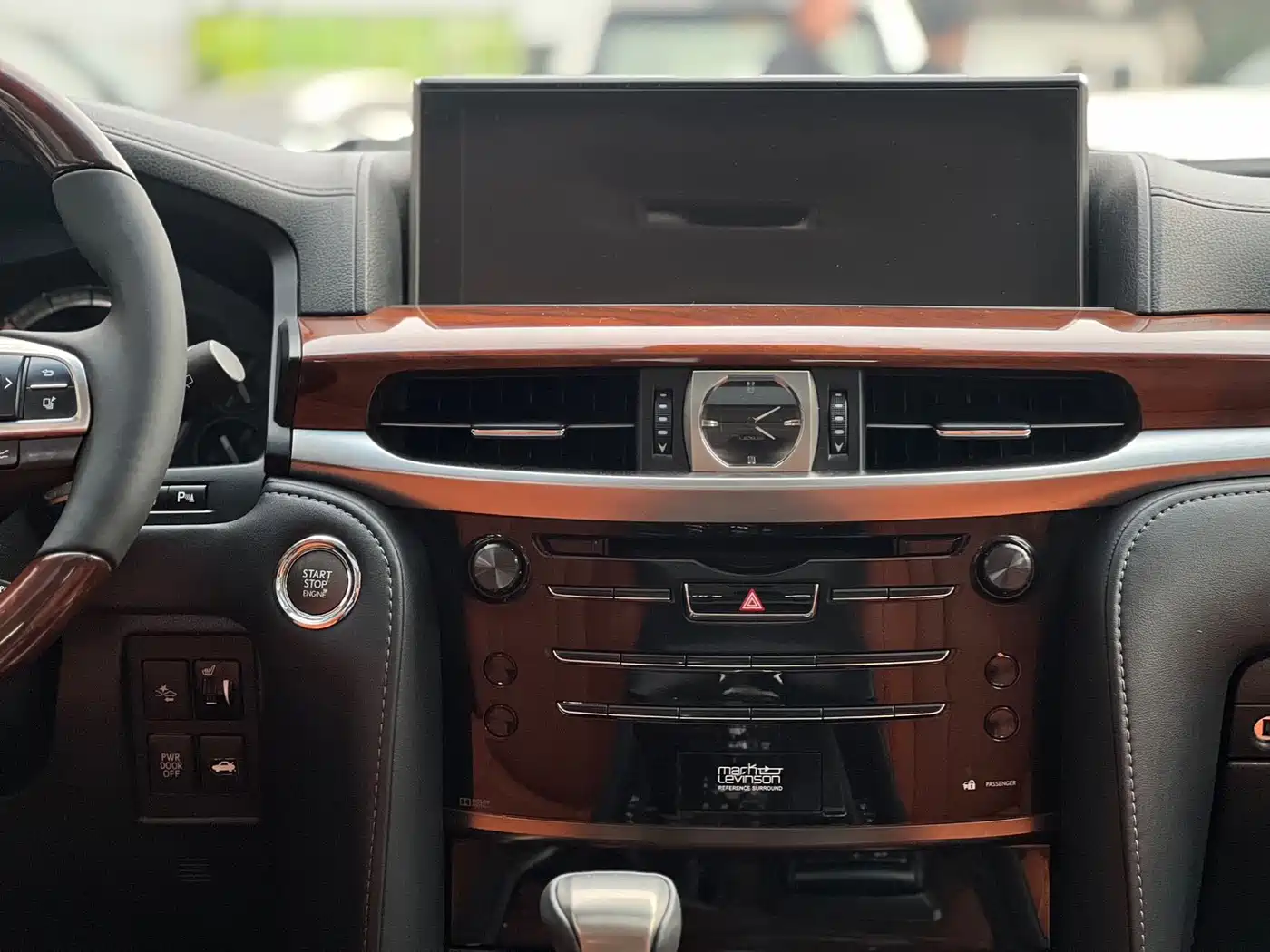 Lexus LX 2017 570 Prestige Luxury фото 17