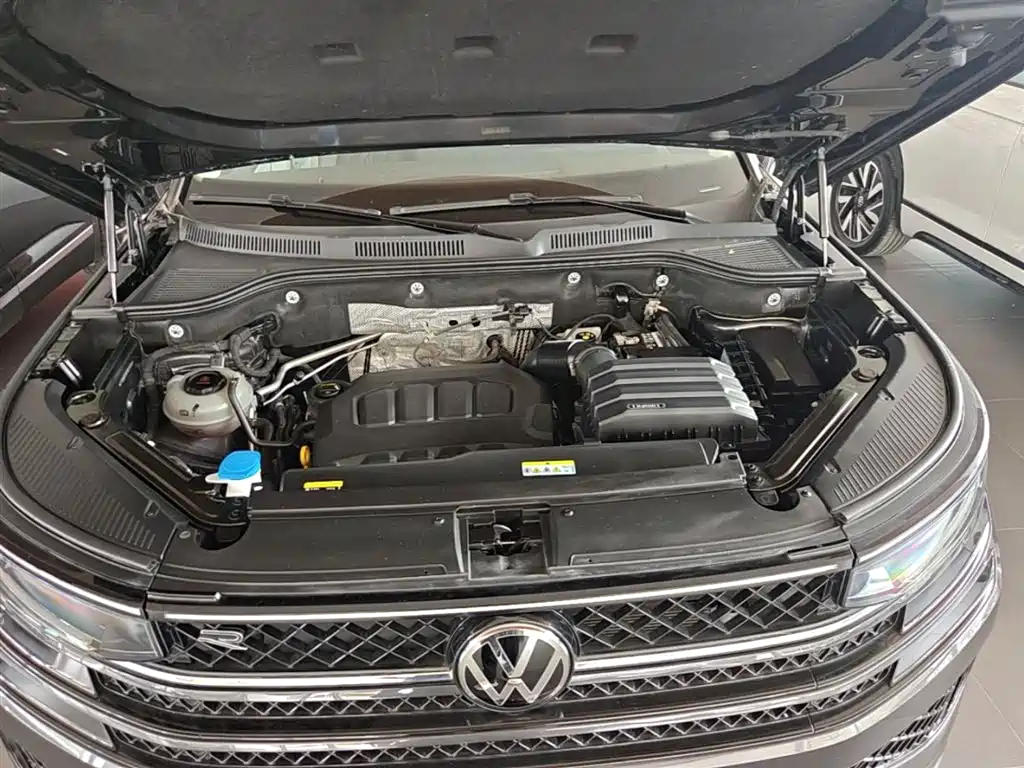 Volkswagen Talagon 2024 380TSI 4WD R-Line Touring фото 17