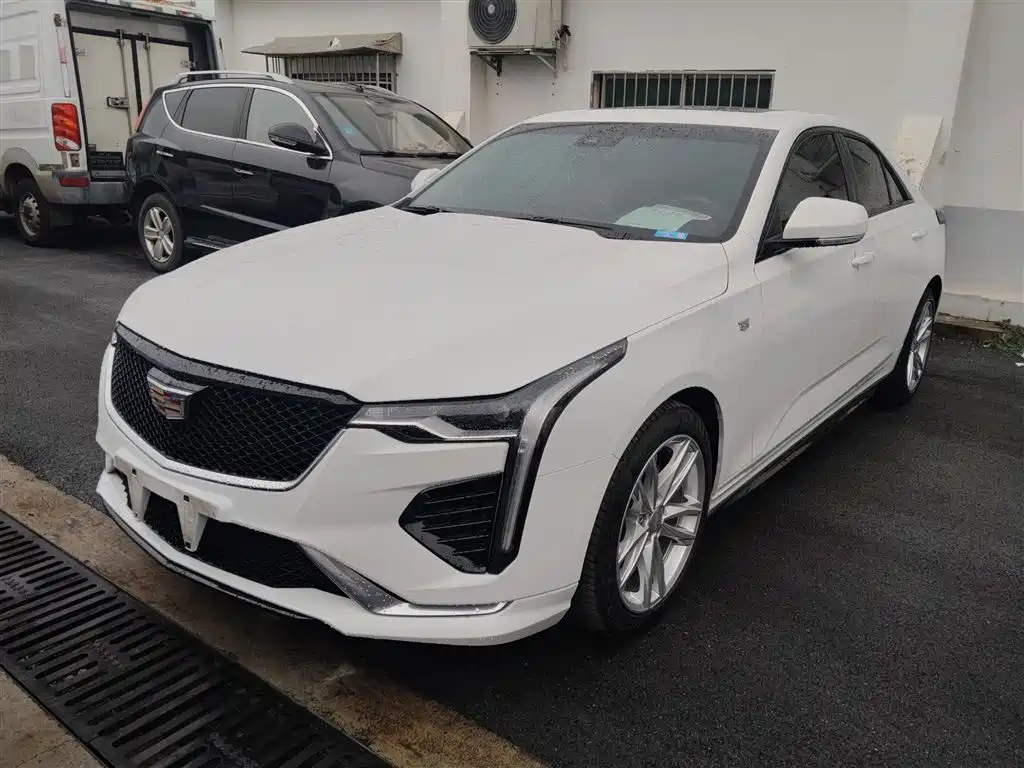 Cadillac CT4 2022 28T Fashion Style фото 2