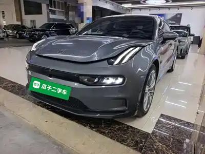 Zeekr 001