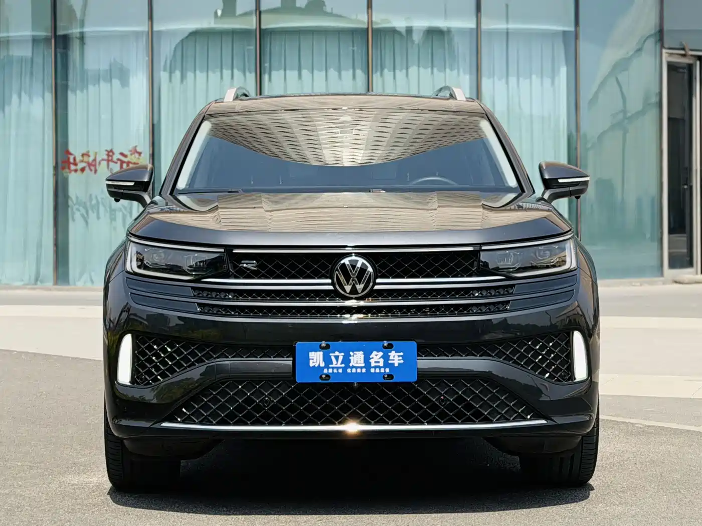 Volkswagen Talagon 2024 380TSI 4WD R-Line Touring фото 2