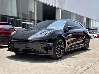 Zeekr 001