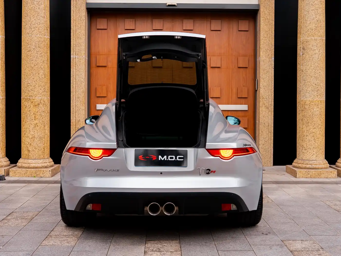 Jaguar F-TYPE 2016 3.0 SC Hardtop фото 20