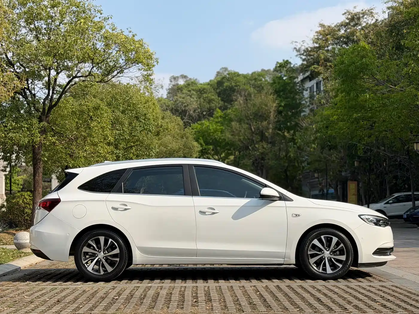 Buick Excelle GT 2018 18T Automatic Elite фото 4