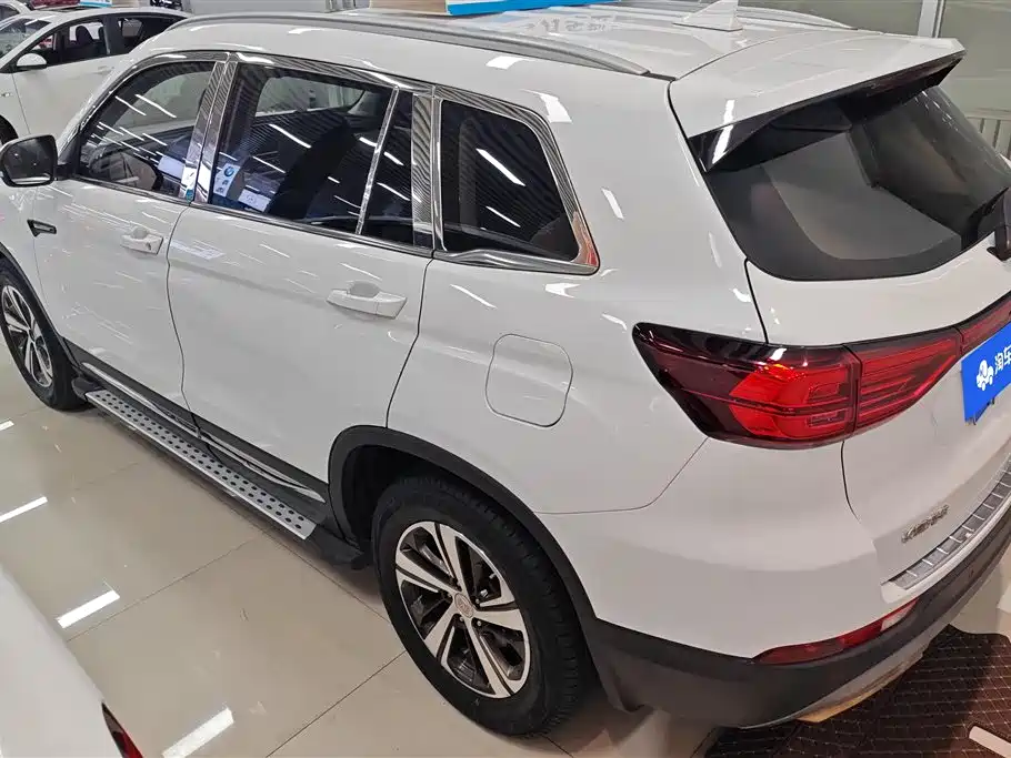CHANGAN CS75