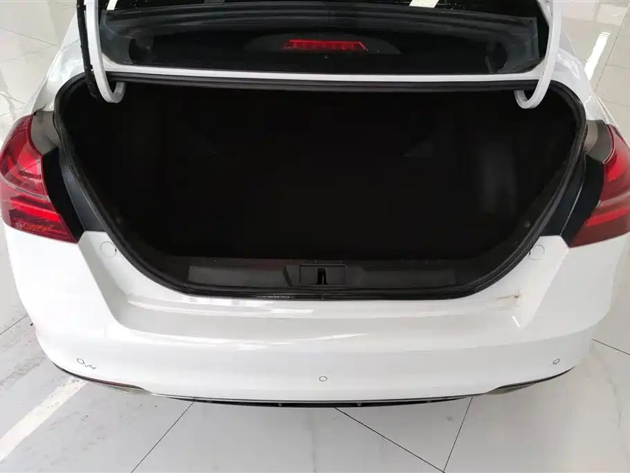 GEELY AUTOMOBILE EMGRAND