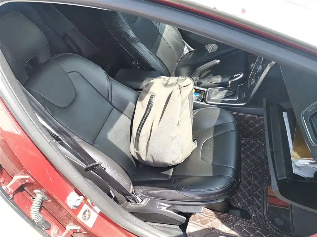 Volvo V40 2018 2017 T3 Inscription