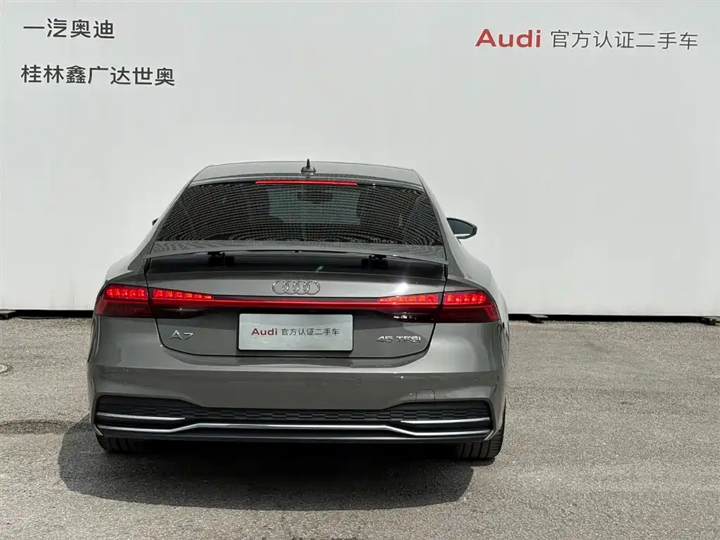 AUDI A7