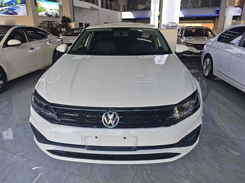 Volkswagen Lamando 2021 230TSI DSG Fashion Edition фото 3