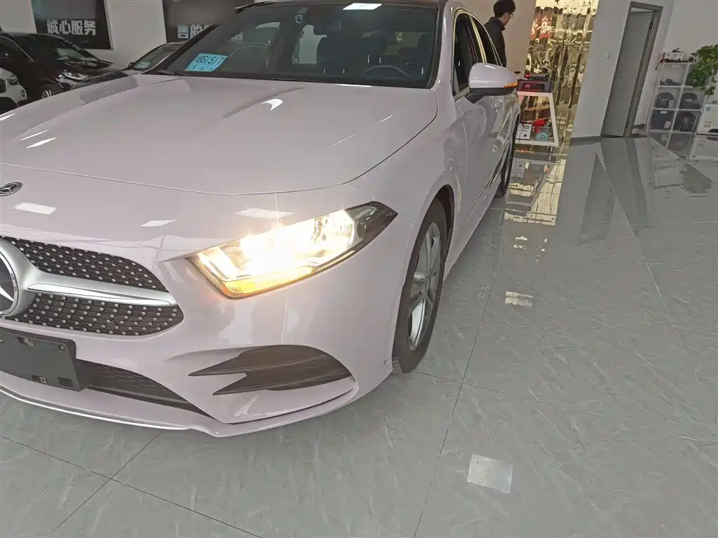 Mercedes-Benz A-Class 2021 Facelift A 180 L Sport Sedan фото 14