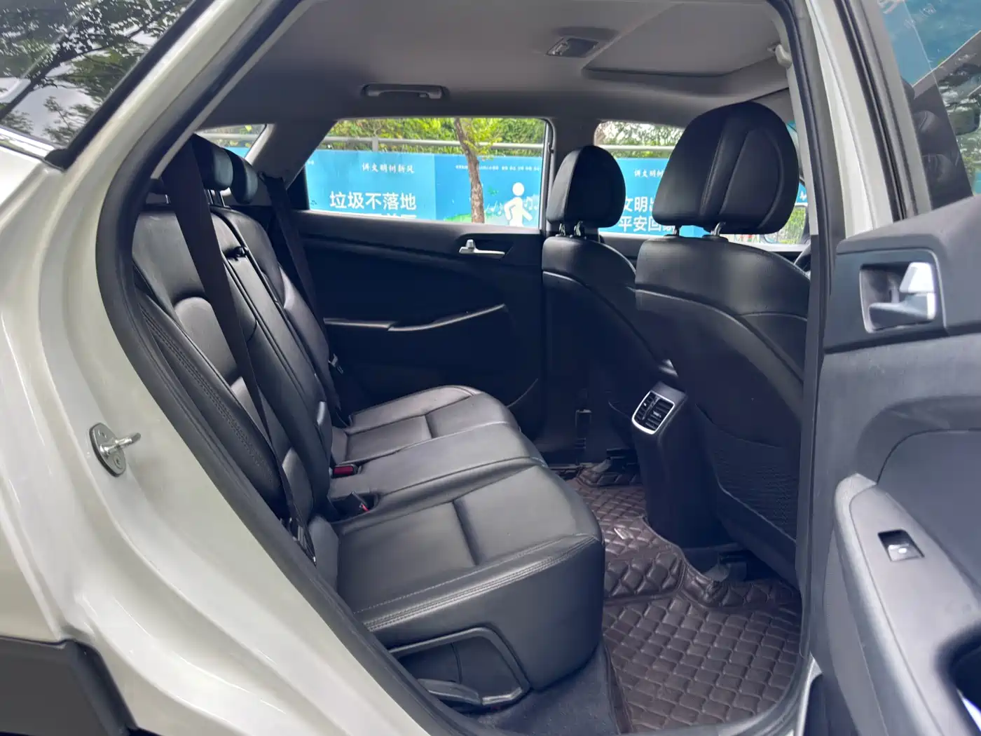 Hyundai Tucson 2015 1.6T Dual Clutch 2WD Smart фото 11