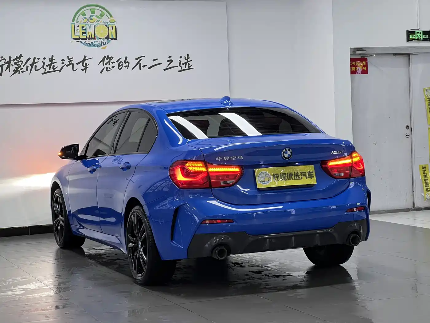 BMW 1 Series 2021 125i M Sport Black Night Edition фото 6