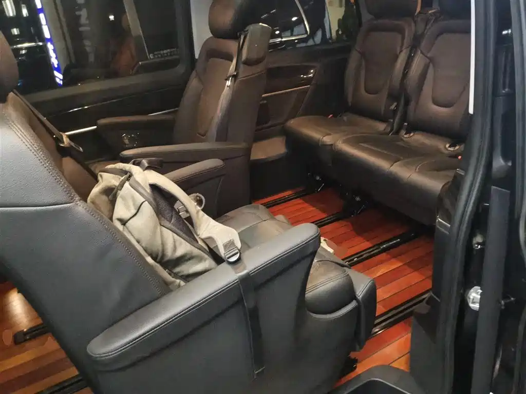 Mercedes-Benz V-Class 2018 V 260 Pilot Edition China V фото 17