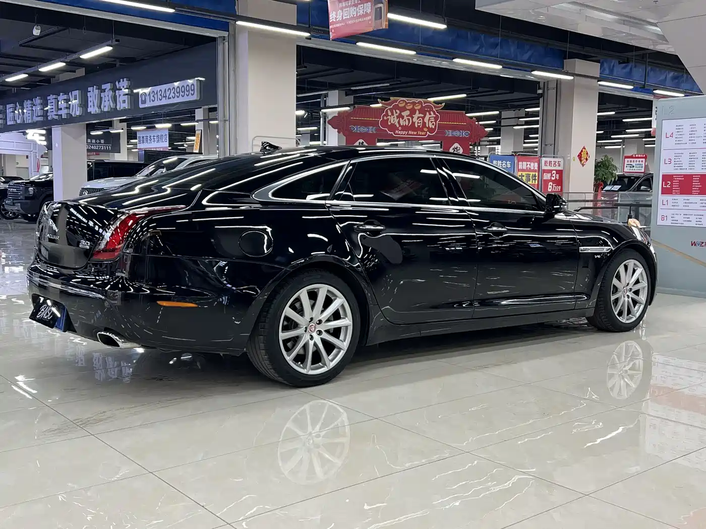 Jaguar XJ 2014 XJL 3.0 SC 4WD Premium Business Edition фото 9