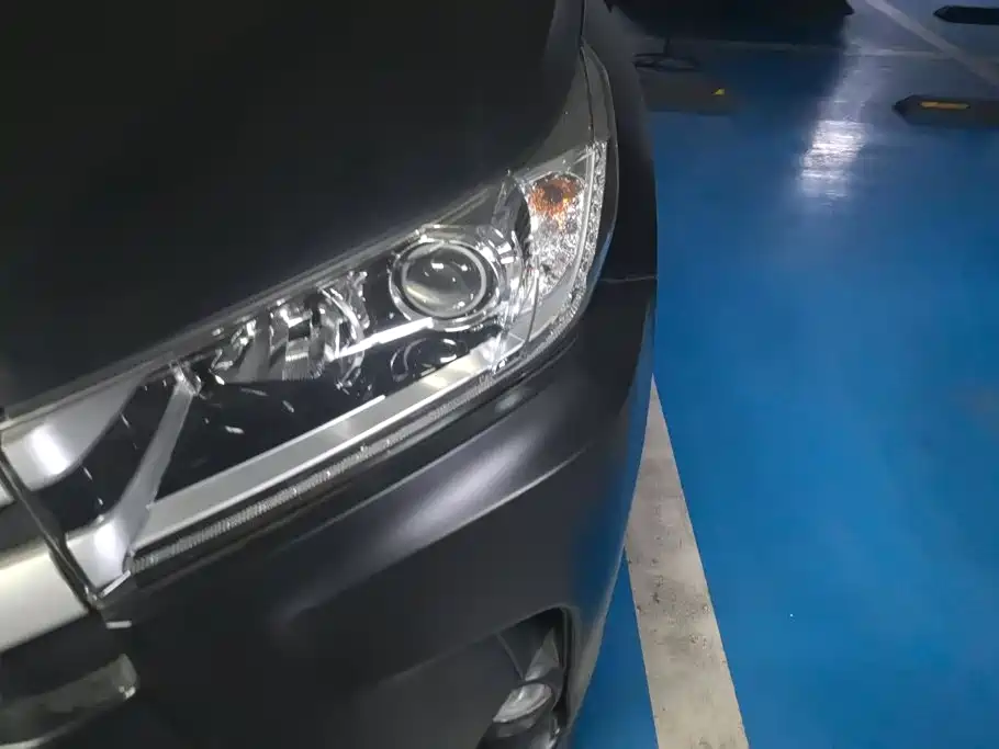 Фото 5 - Toyota Highlander